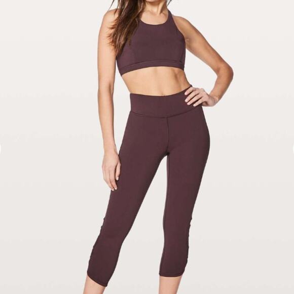 Lululemon Tied To It Crop 21" Black Cherry Leggings - Picture 5 of 5